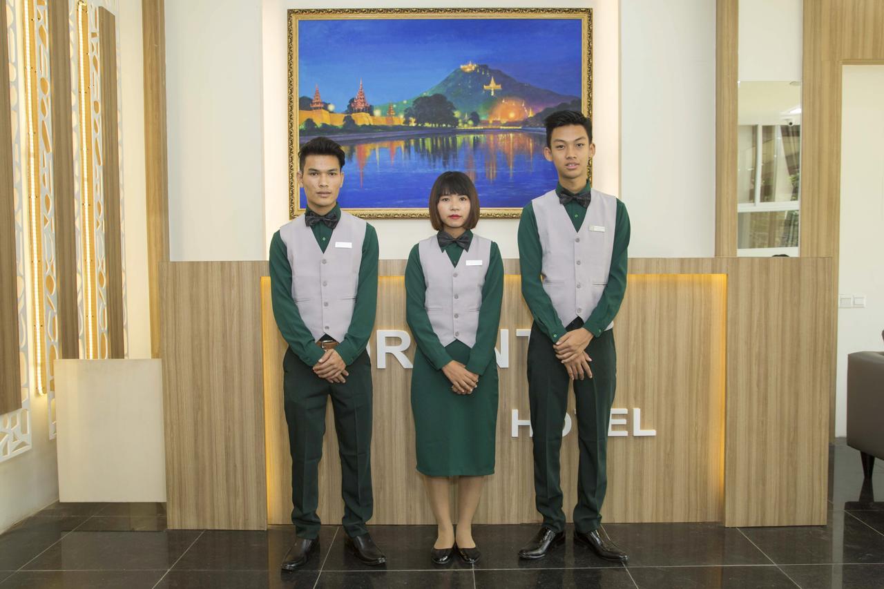 Orient Hotel Mandalay Eksteriør bilde