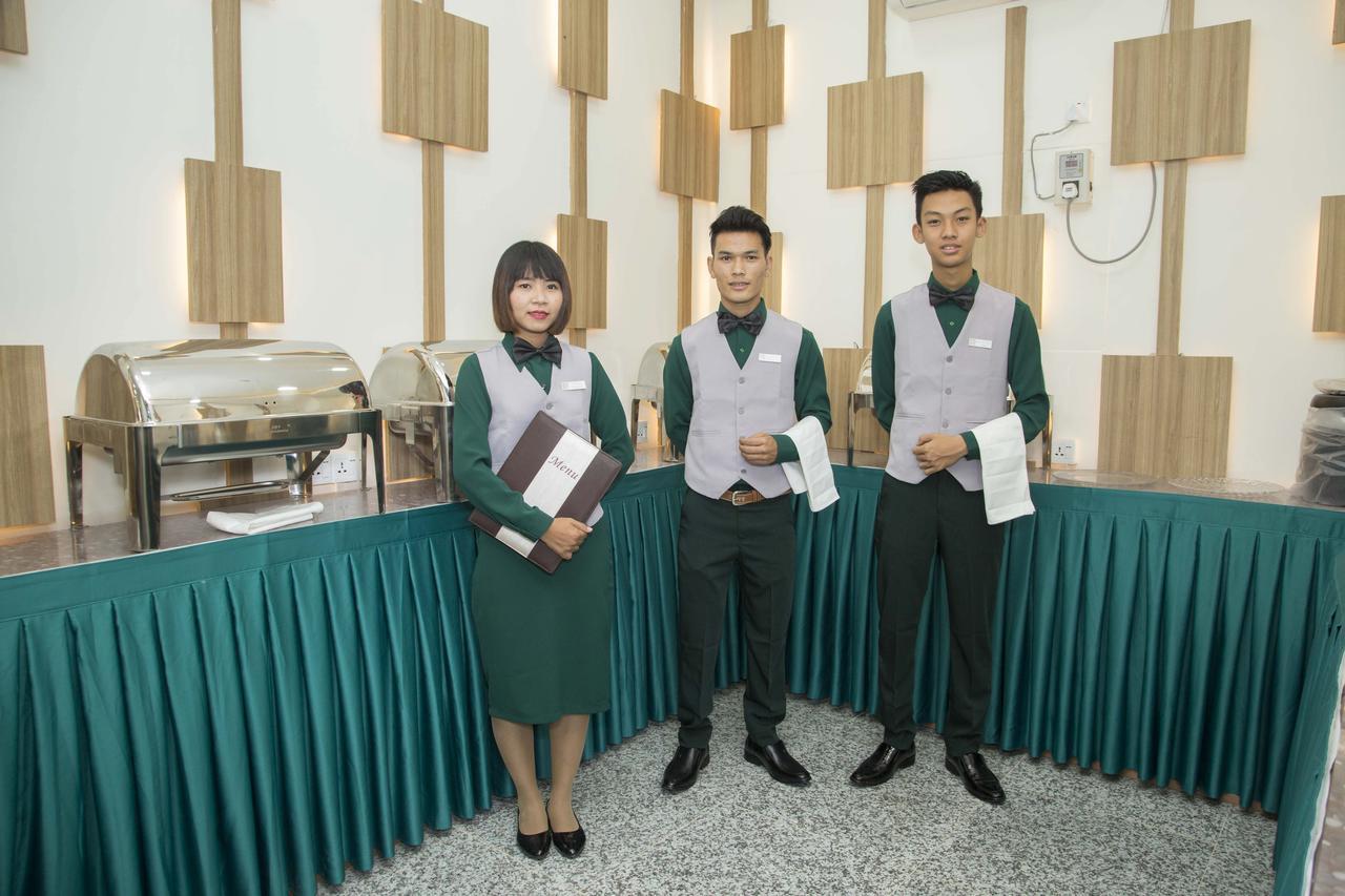 Orient Hotel Mandalay Eksteriør bilde